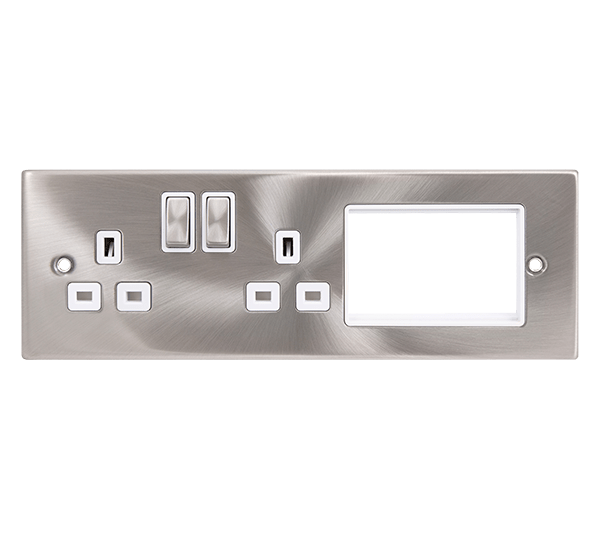 Click Deco 2 Gang 13A DP Socket & 3 x Aperture New Media Plate MP603xxxx