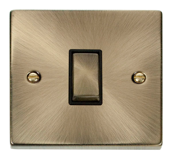 Click Deco 10AX 1 Gang Intermediate Switch Black Inserts VPxx425BK