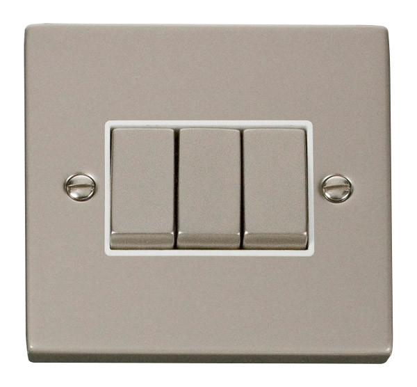 Click Deco 10AX 3 Gang 2 Way Switch White Inserts VPxx413WH