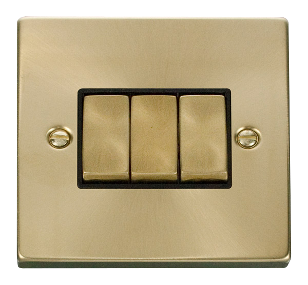 Click Deco 10AX 3 Gang 2 Way Switch Black Inserts VPxx413BK