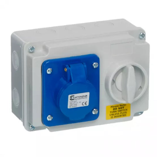 Europa IP44 230V 16A 2P+E Blue Horizontal Interlocked Socket SISH163P