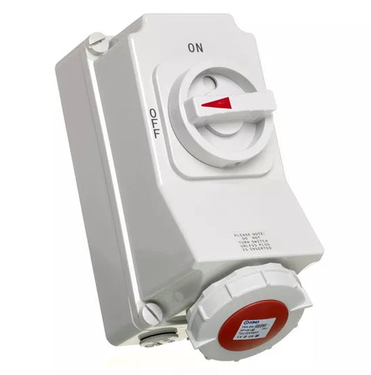 Europa IP67 415V 16A 3P+E Red Switched Interlocked Socket SISW164N